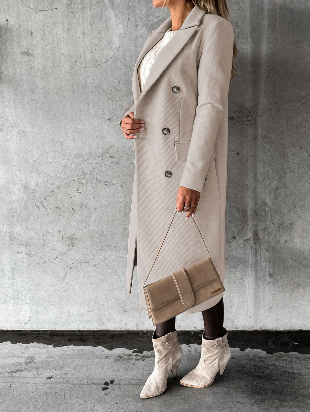 Women's Long Double-Breasted Winter Coat – Slim Fit Lapel Jacket with Long Sleeves