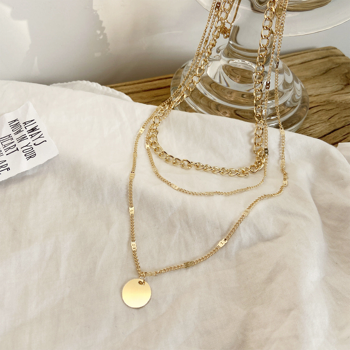 Women's Multilayer Disc Pendant Necklace – Trendy Clavicle Chain Jewelry for Everyday Fashion