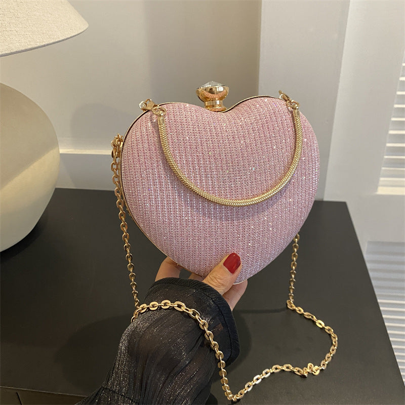 Heart-Shaped Evening Clutch Bag for Women – Shiny Metal Handbag with Chain Strap, Luxury Crossbody Purse for Parties