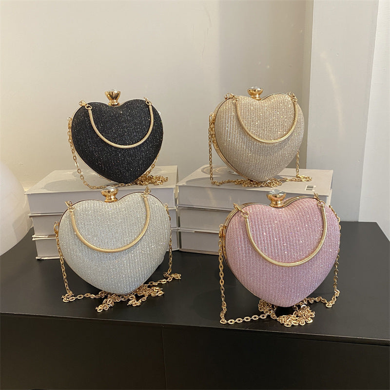 Heart-Shaped Evening Clutch Bag for Women – Shiny Metal Handbag with Chain Strap, Luxury Crossbody Purse for Parties