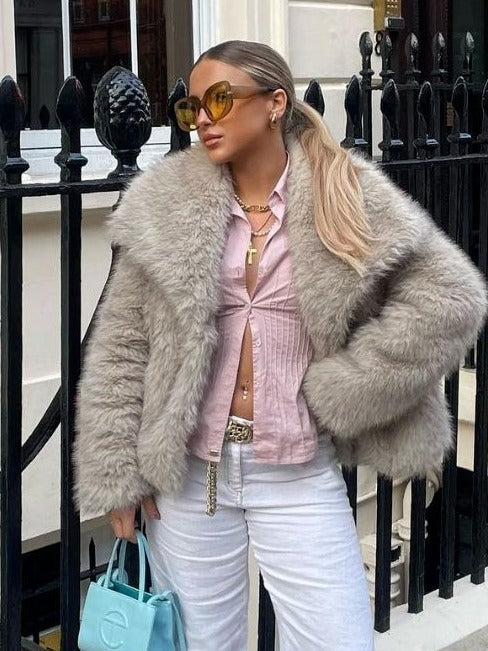 Women's Winter Plush Coat – Thick Lapel Casual Outerwear with Long Sleeves