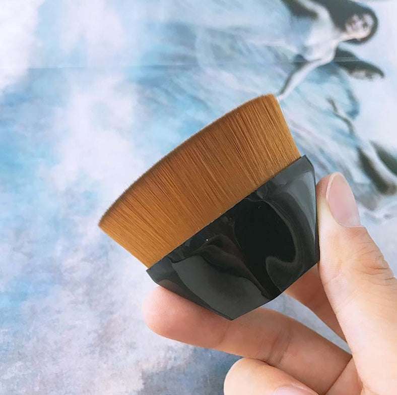 Flat Foundation & BB Cream Makeup Brush – Soft Loose Powder Applicator