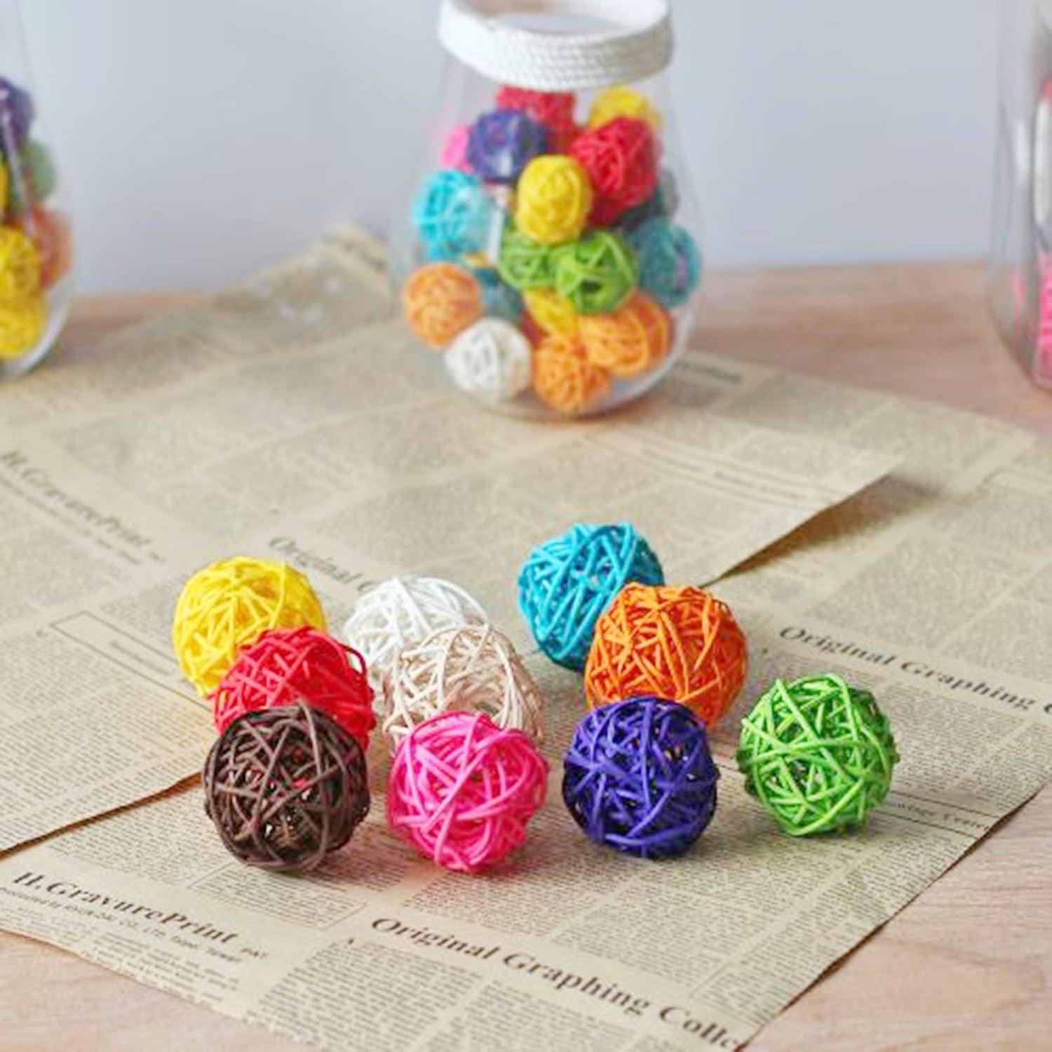 Rattan Balls 32 Pack 1.2 Inch Wicker Ball Birds Quaker Parrot Parakeet Chewing Pet Bite Ball for Budgies Conures Hamsters Ball Orbs Crafts DIY Accessories Vase Fillers (Multi-Colored)