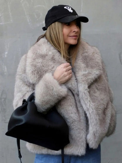 Women's Winter Plush Coat – Thick Lapel Casual Outerwear with Long Sleeves