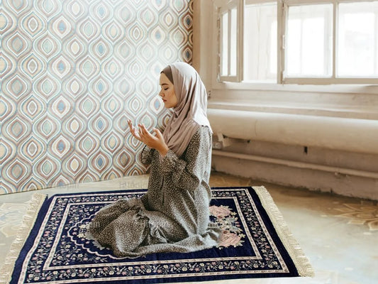 Soft Islamic Prayer Mat | Comfortable Muslim Prayer Rug for Daily Worship & Ramadan