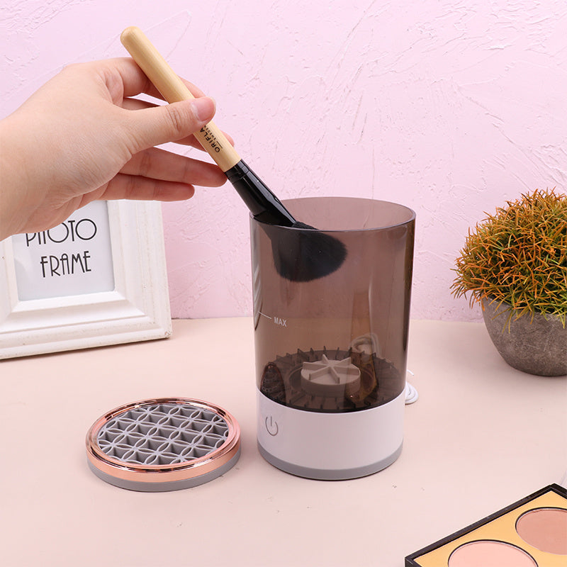 Portable Electric Makeup Brush Cleaner – USB Rechargeable Automatic Cosmetic Brush Cleaning Tool for Eyeshadow & Face Brushes